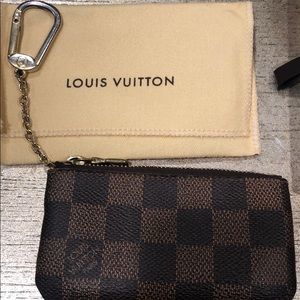 Louis Vuitton Key Pouch Damier Ebene